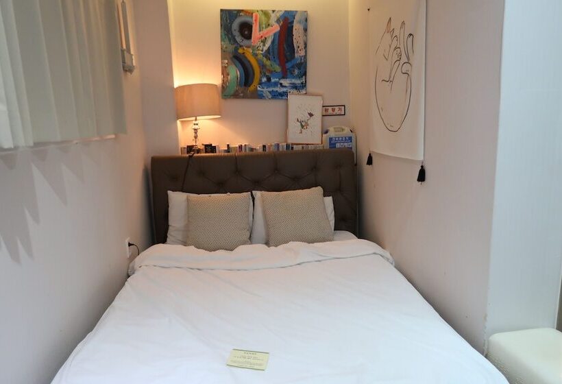 Номер Стандарт, Andong Poonggyung Hostel N Library