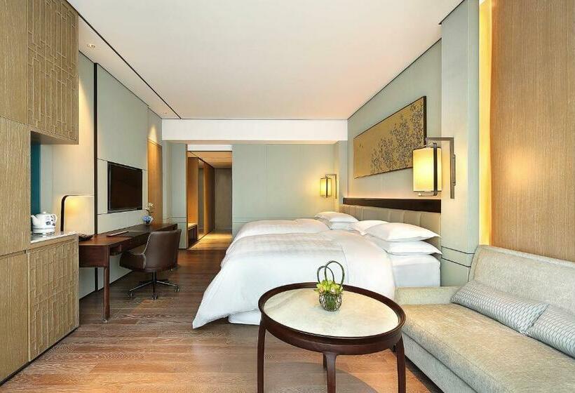 Номер Клуб, Sheraton Grand Hangzhou Binjiang