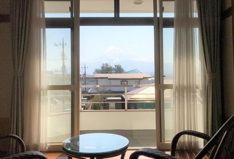 Номер Deluxe с Видом, K S House Fuji View   Travelers Hostel
