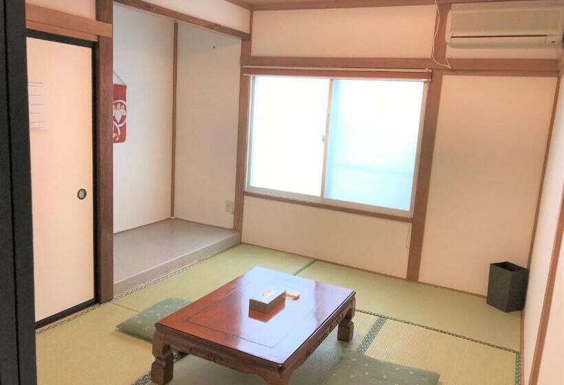 Номер Economy, K S House Fuji View   Travelers Hostel
