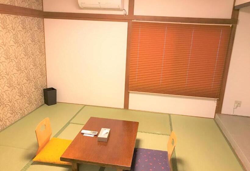Номер Economy, K S House Fuji View   Travelers Hostel