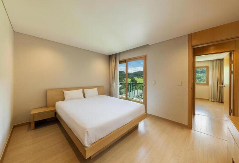 Номер Стандарт Двуспальная Кровать, Oak Valley Resort