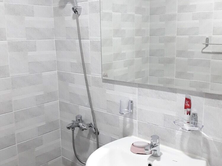 Четырехместный Номер Стандарт, Baebae Guesthouse