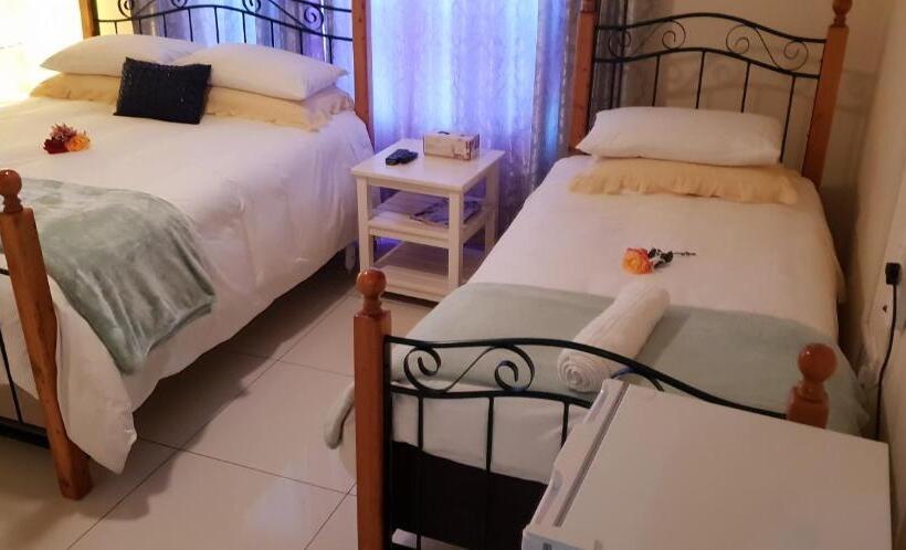 디럭스 룸, Ebenezer Guesthouse Bluewater Bay