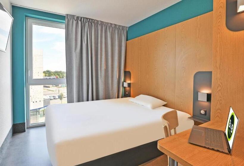 Номер Стандарт, B&b Hotel La Roche Sur Yon