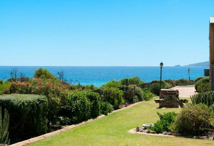 Студия Стандарт Вид на Море, Canal Rocks Beachfront Apartments