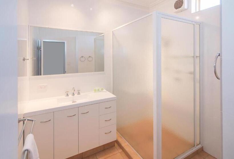 Апартаменты 3 Спальни Вид на Море, Canal Rocks Beachfront Apartments