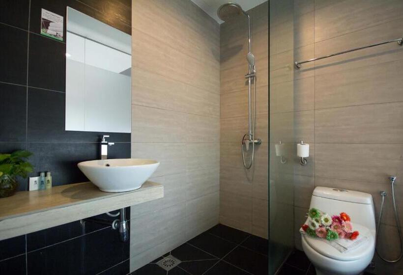 Семейный Номер Deluxe, Chariton Hotel Ipoh