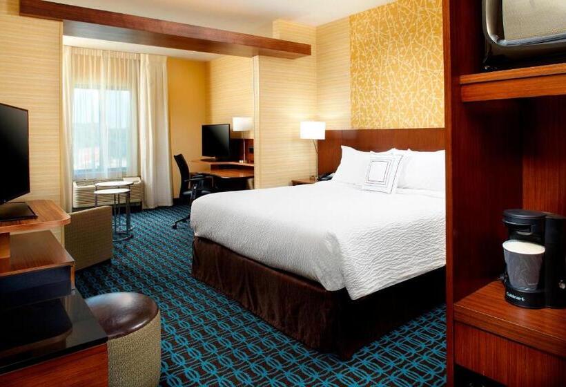 Люкс Кровать Кинг, Fairfield By Marriott Inn & Suites Wheeling At The Highlands
