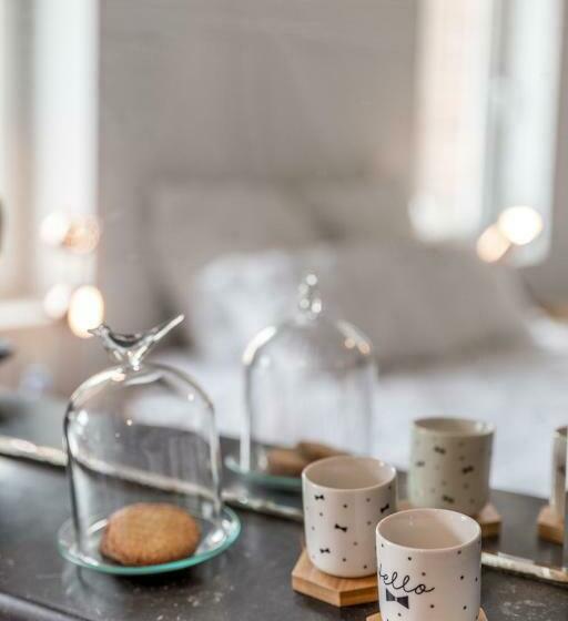 سوئیت با تخت بزرگ, B&b La Maison De Julia