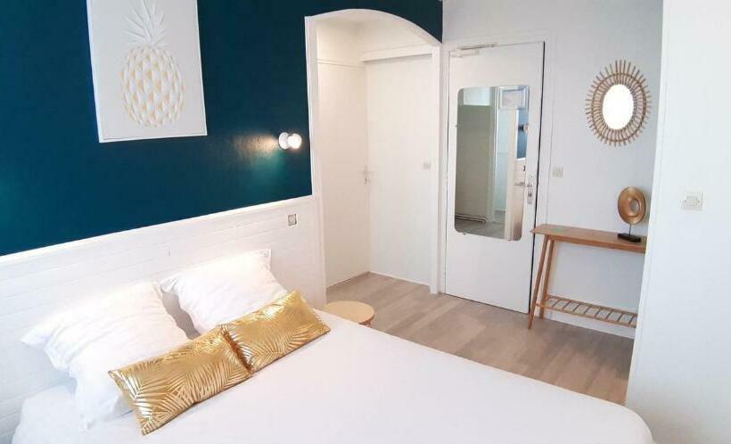 Номер Superior, Hôtel La Croisette & Restaurant Bistrot Gantier En Centre Ville