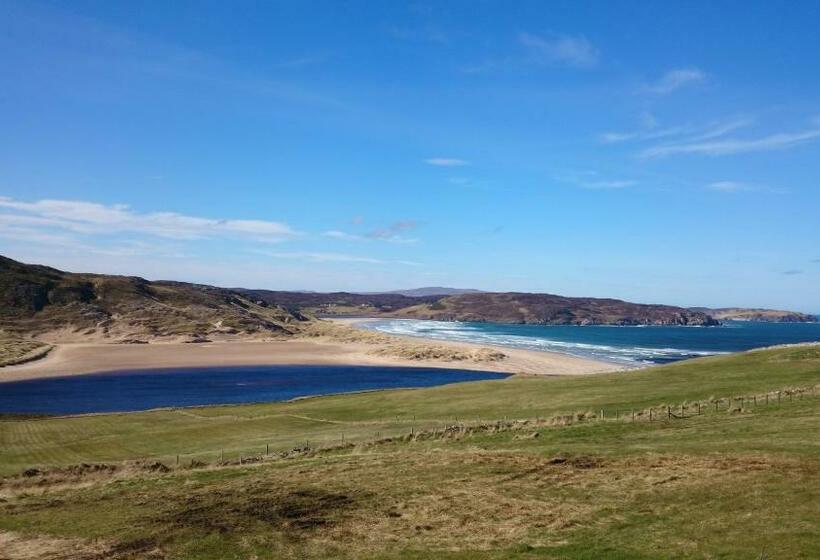غرفة قياسية مطلّة علي البحر, Bettyhill