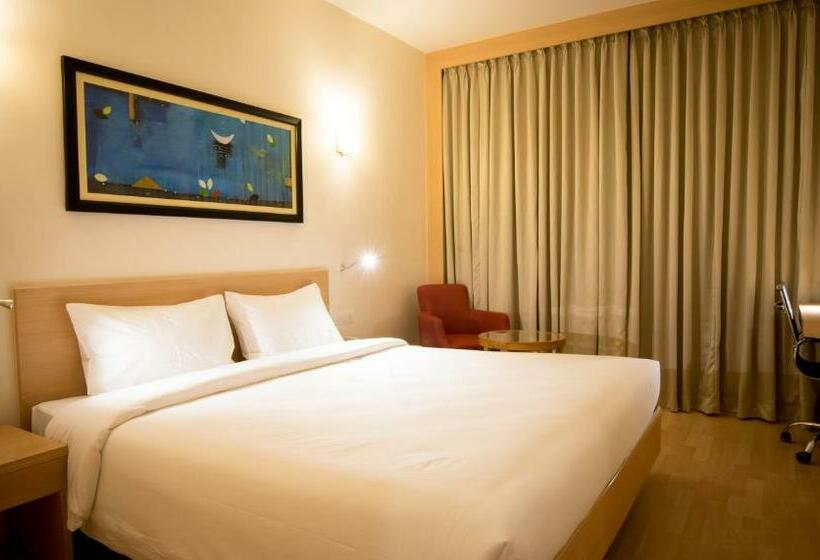 Президентский Люкс, Red Fox By Lemon Tree Hotels, Tiruchirappalli Trichy