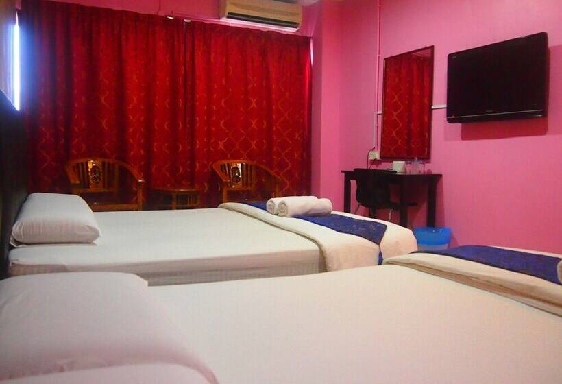 غرفة عائلية, Senawang Star