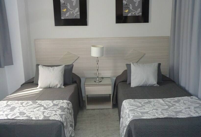 Escritório Estándar, Irene's Apartments