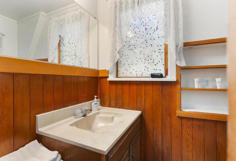 Люкс, Robin Hood Village Resort