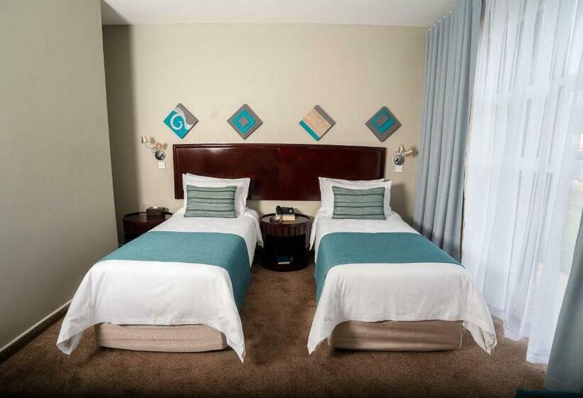 Номер Стандарт, Tlotlo Hotel And Conference Center