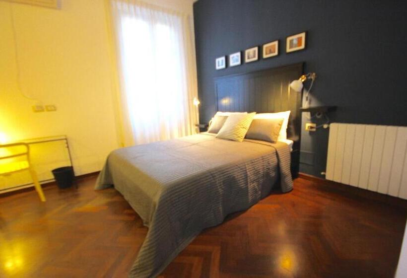 اتاق کلاسیک چهارنفره, Corso 151