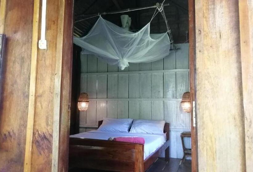 بانگلوی استاندارد, Q Bungalows