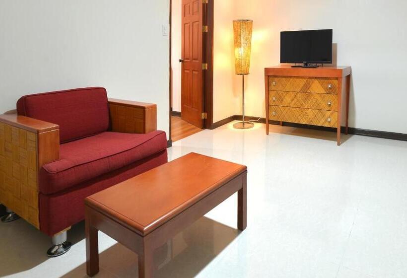 스위트, Royal Suites Condotel