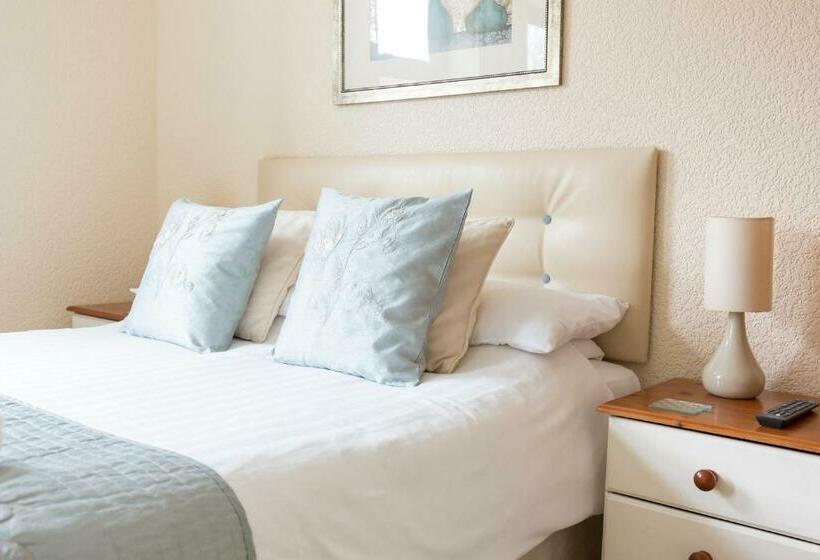 スタンダードトリプルルーム, The Laurels B&b