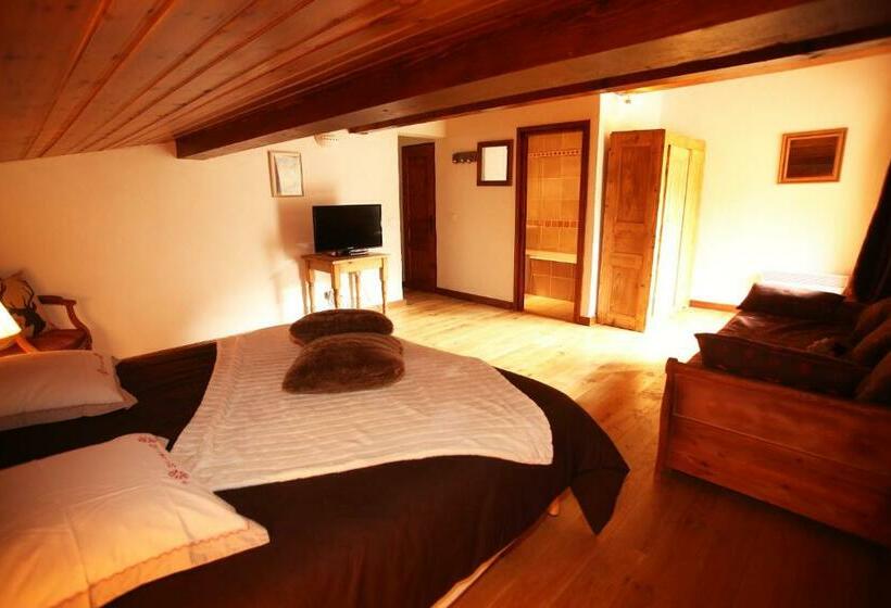 חדר משפחתי נוף להרים, Chalet Du Friolin