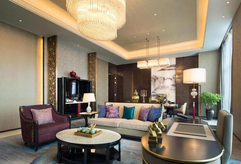 جناح, Wanda Realm Yiwu