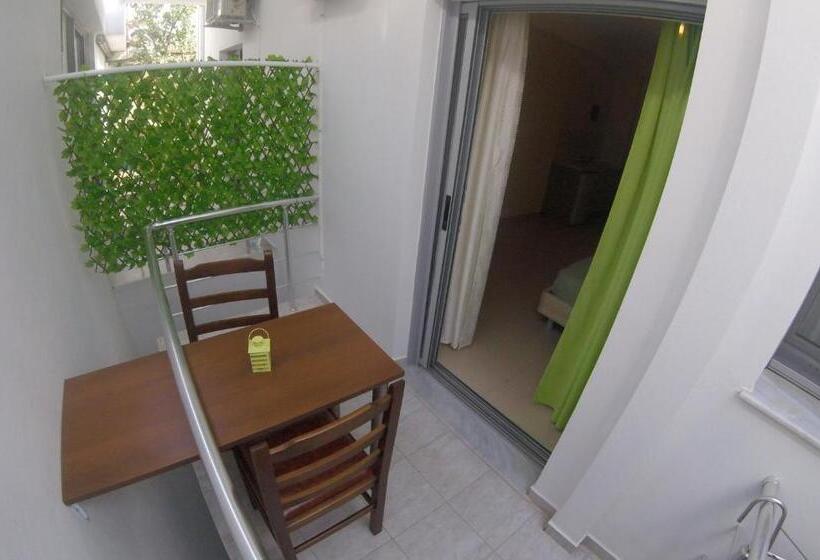 Номер Стандарт Трехместный, Riviera Rooms