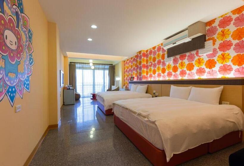 اتاق استاندارد چهار تخته با چشم‌انداز دریا, Spray House
