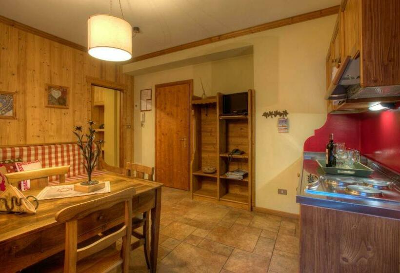 Апартаменты 1 Спальня с Балконом, B&b Residence Checrouit
