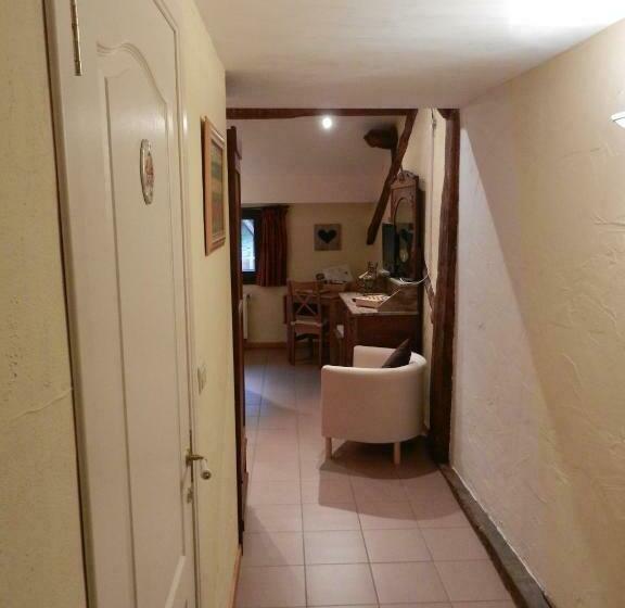 컴포트 룸, B&b Le  Ti  Bou De Refuge
