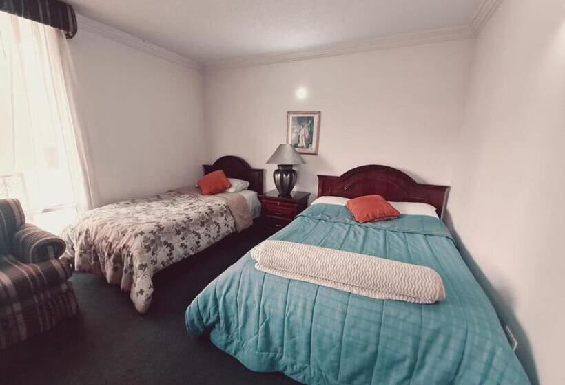 Quarto Familiar, González Suarez