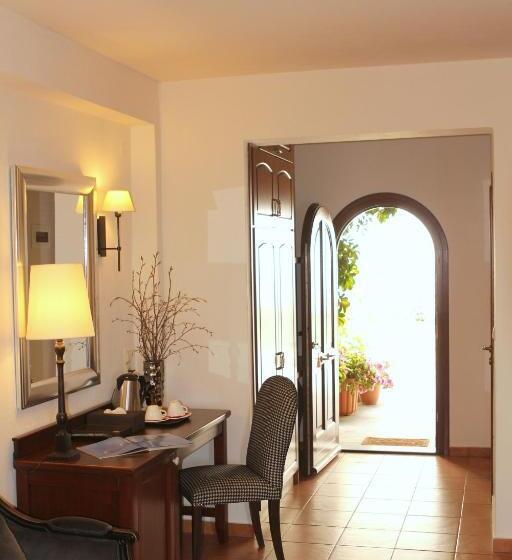 4인용 스탠다드 룸, Guesthouse Kapaniaris