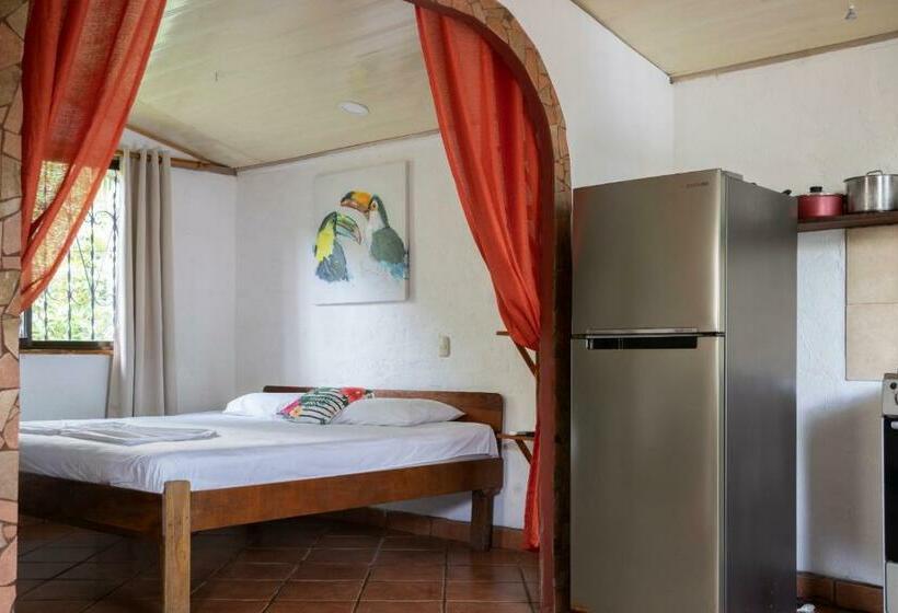Bangalô Standard, Cabinas Montesol