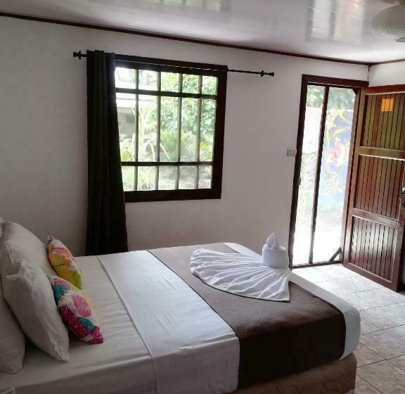 Номер Стандарт, Aracari Garden Hostel