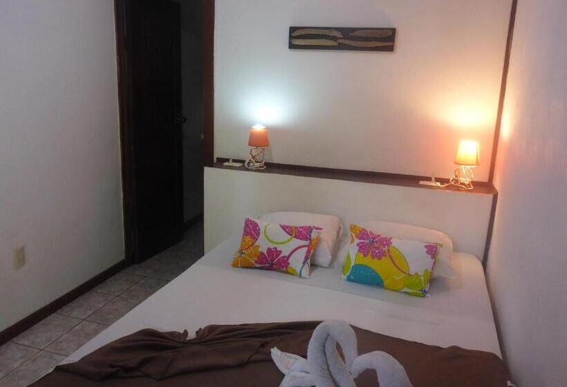 Одноместный Номер Basic, Aracari Garden Hostel
