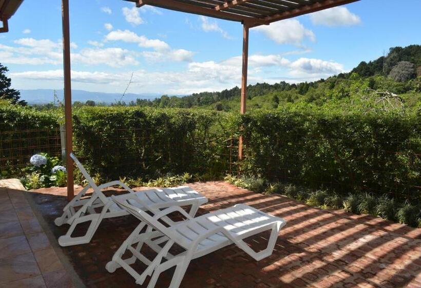 Четырехместный Номер Deluxe, Finca Paraiso Mountain Retreat Near San Jose Airport