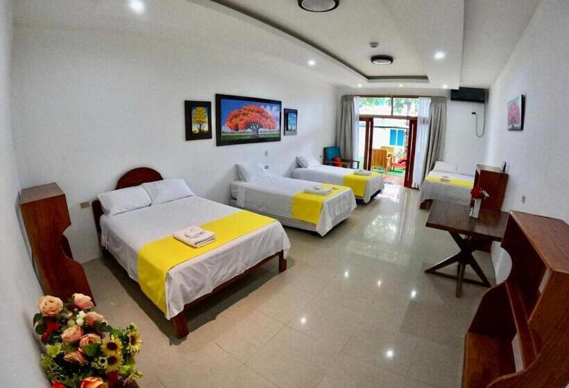 غرفة قياسية ثلاثية مطلة علي الحديقة, Galápagos Isabela Hotel Loja