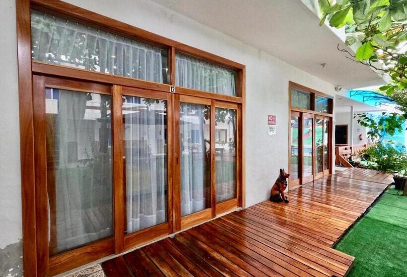 اتاق استاندارد سه تخته با چشم‌انداز باغ, Galápagos Isabela Hotel Loja