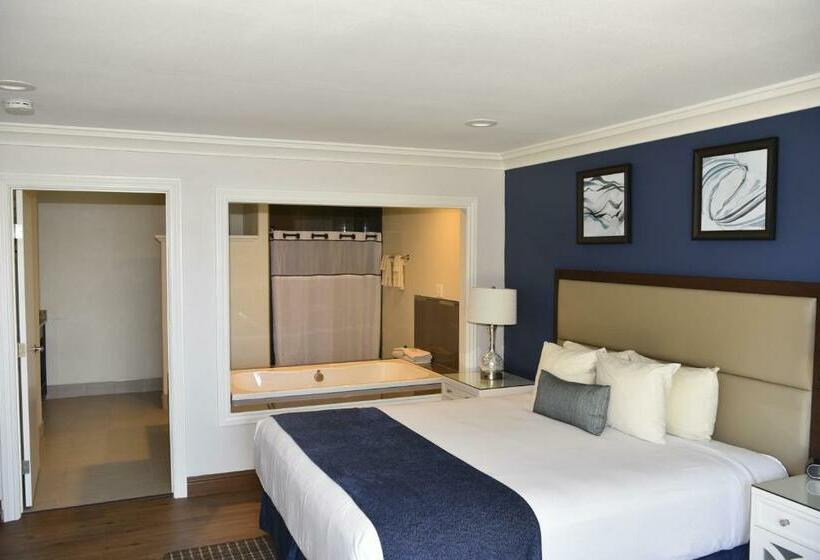 带按摩浴盆的套房, Bodega Coast Inn And Suites