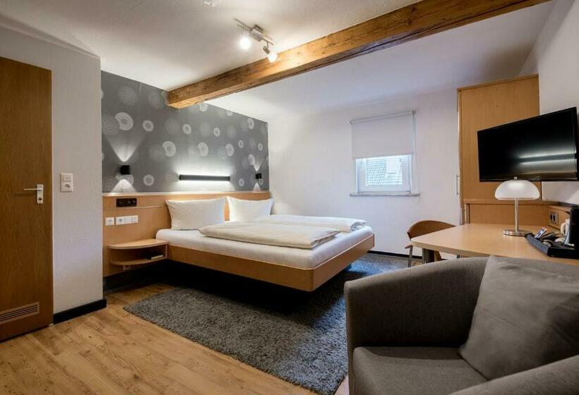 Номер Стандарт, Gasthof Zur Krone