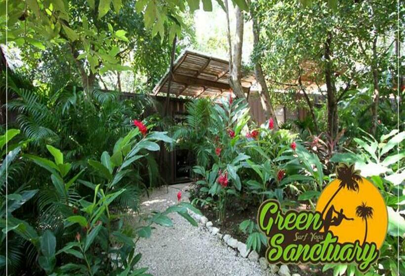 חדר סטנדרט לשלושה עם נוף לגינה, Green Sanctuary