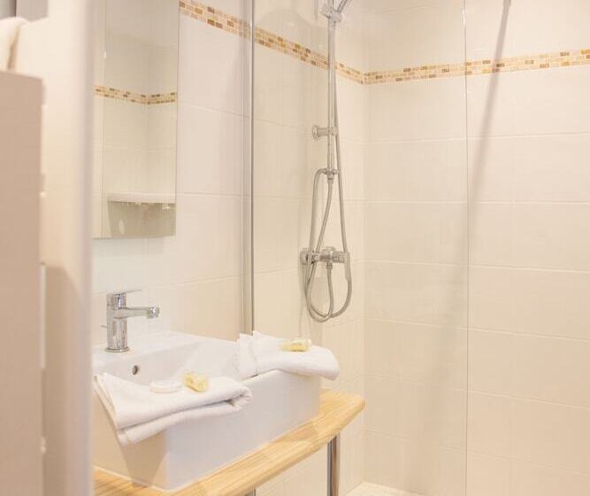 Номер Стандарт, Hôtel Cante Grit