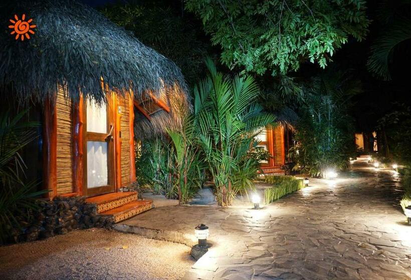 Бунгало Стандарт, Locanda Samara Beach