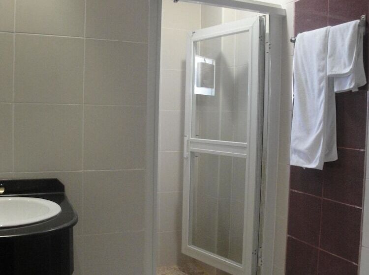Студия Стандарт, Marina Royal Hotel Suites