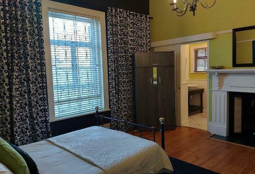 Семейный Номер, The 3 Chimneys Guest House