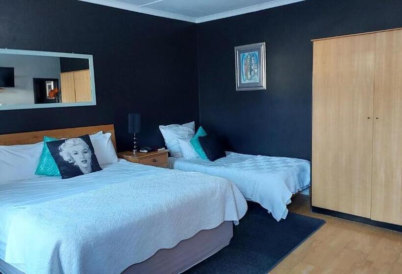 Семейный Номер, The 3 Chimneys Guest House
