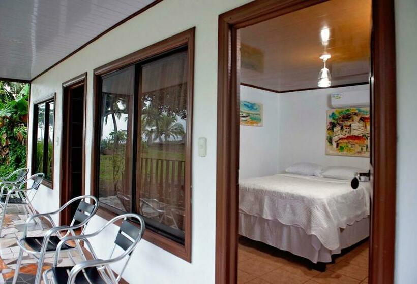 Номер Стандарт Вид на Сад, Tortuguero Beachfront