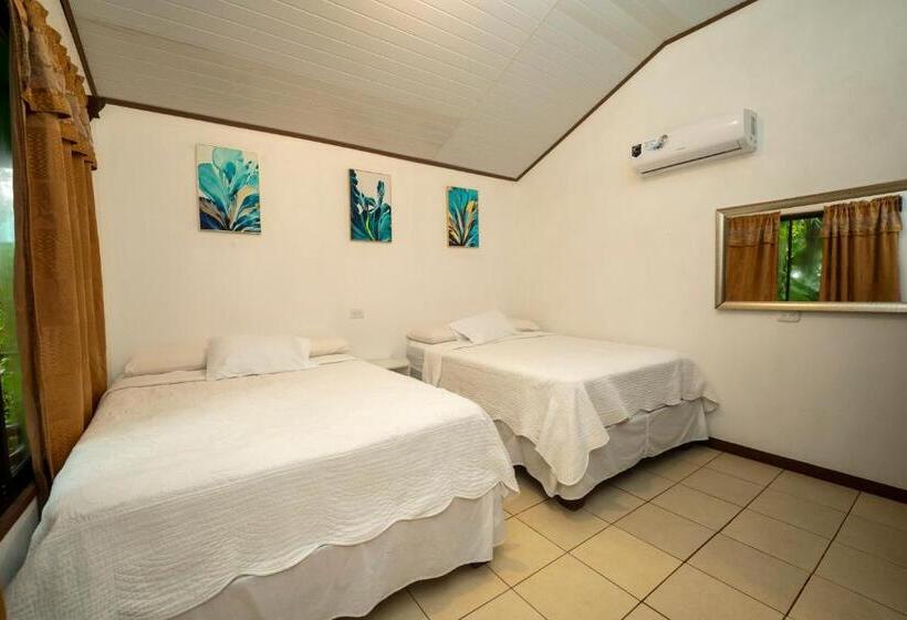 Бунгало Стандарт Вид на Сад, Tortuguero Beachfront