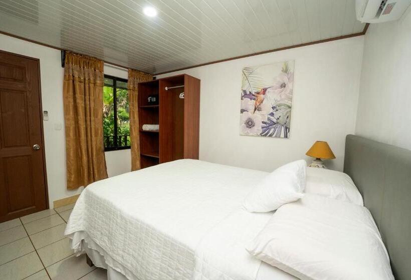 Номер Стандарт Вид на Сад, Tortuguero Beachfront